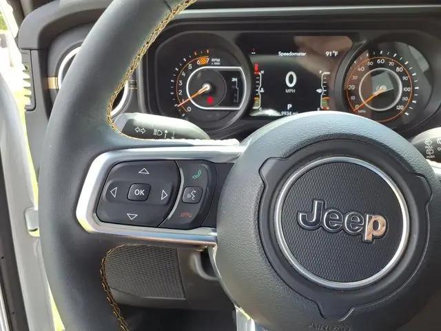 2024 Jeep Wrangler 4-Door Sahara 4x4