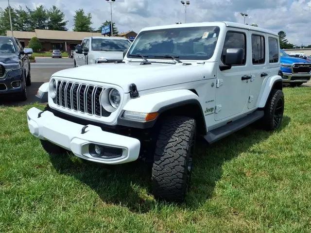 2024 Jeep Wrangler 4-Door Sahara 4x4