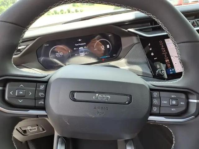 2026 Jeep Cherokee Overland 4x4