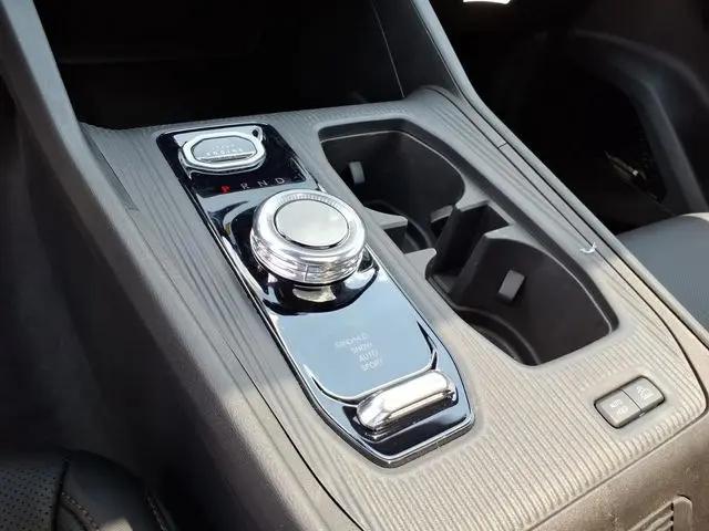 2026 Jeep Cherokee Overland 4x4
