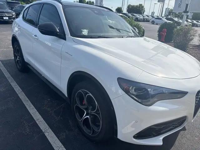 2024 Alfa Romeo Stelvio Veloce AWD