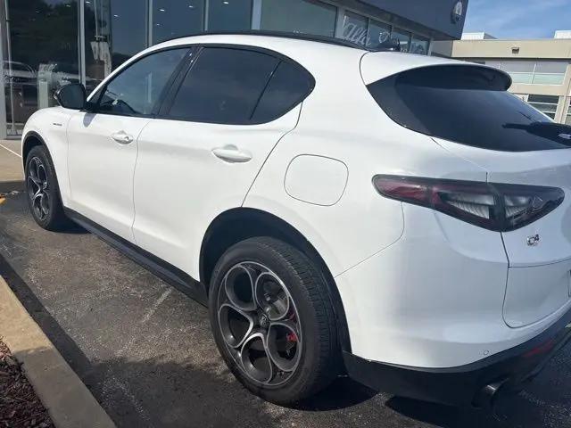 2024 Alfa Romeo Stelvio Veloce AWD