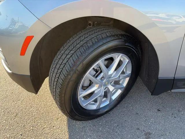 2023 Chevrolet Equinox AWD LS