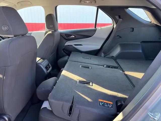 2023 Chevrolet Equinox AWD LS