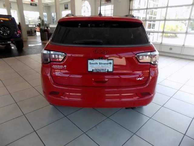 2022 Jeep Compass (RED) Edition 4x4