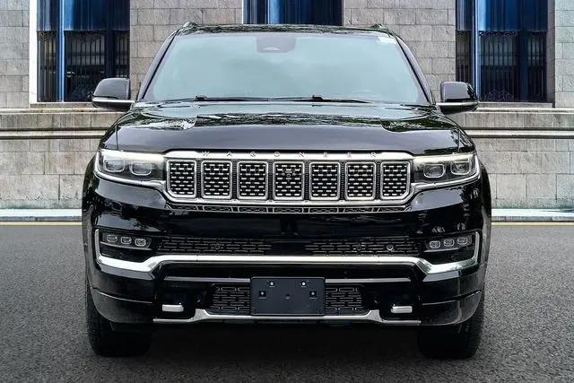 2023 Jeep Grand Wagoneer L Series III 4x4