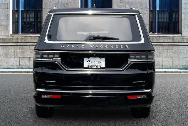 2023 Jeep Grand Wagoneer L Series III 4x4