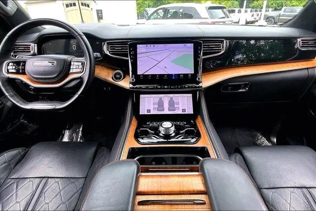 2023 Jeep Grand Wagoneer L Series III 4x4