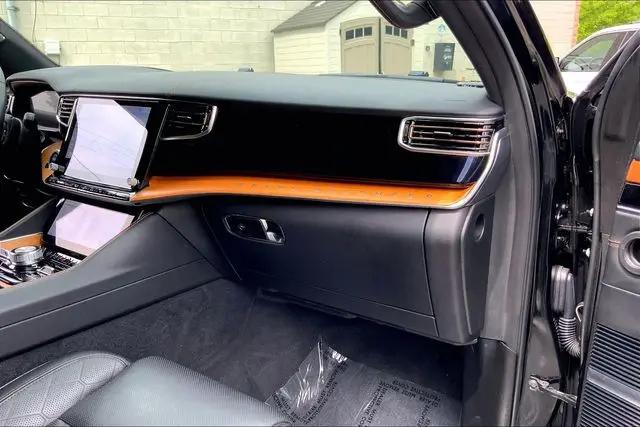 2023 Jeep Grand Wagoneer L Series III 4x4