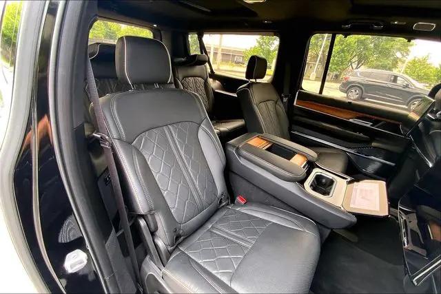 2023 Jeep Grand Wagoneer L Series III 4x4