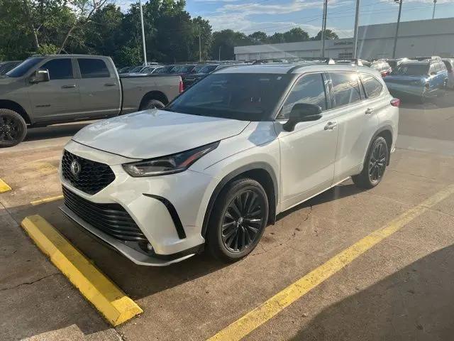 2023 Toyota Highlander XSE