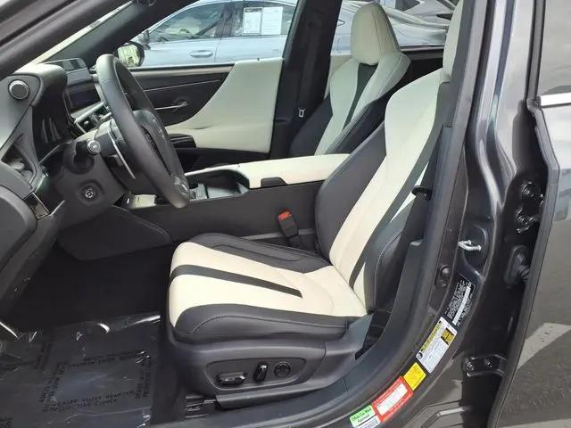 2023 Lexus ES 350 F SPORT Handling