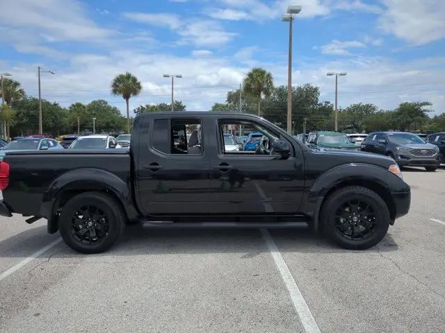 2021 Nissan Frontier Crew Cab SV 4x2