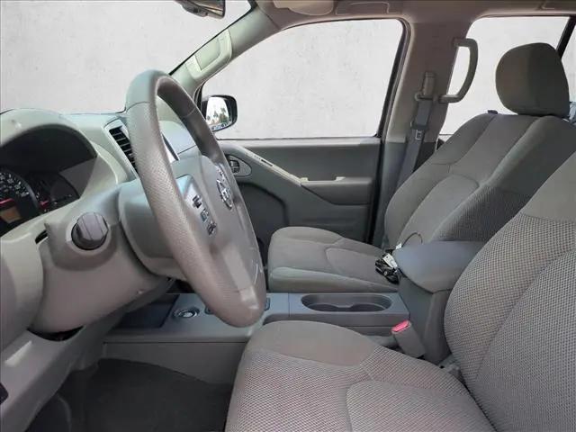 2021 Nissan Frontier Crew Cab SV 4x2