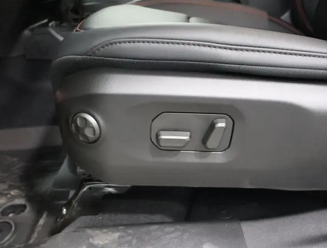 2026 Jeep Wrangler 4-Door Recon 4x4