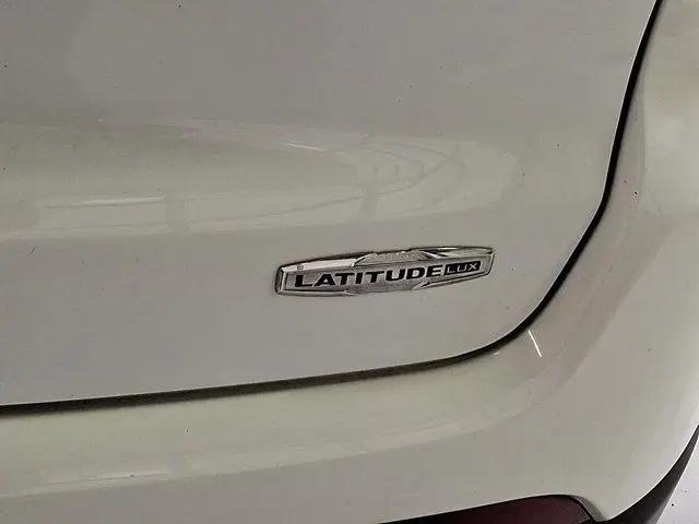 2023 Jeep Compass Latitude Lux FWD