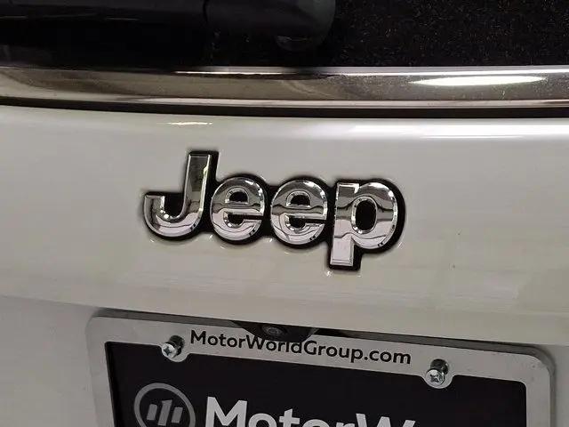 2023 Jeep Compass Latitude Lux FWD