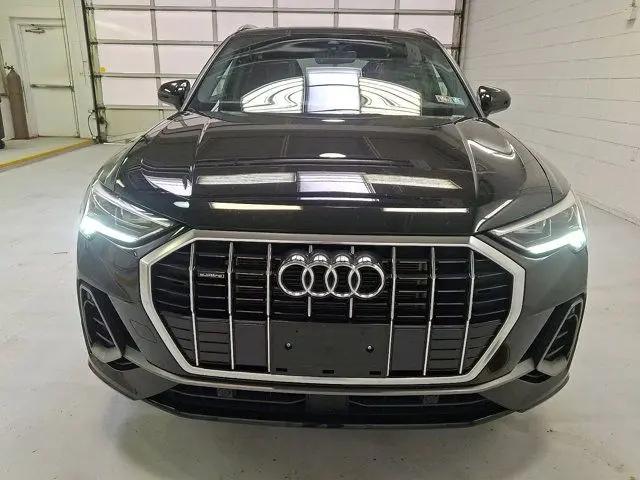 2024 Audi Q3 Premium 45 TFSI S line quattro Tiptronic