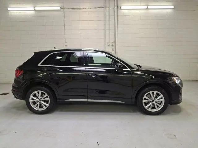 2024 Audi Q3 Premium 45 TFSI S line quattro Tiptronic