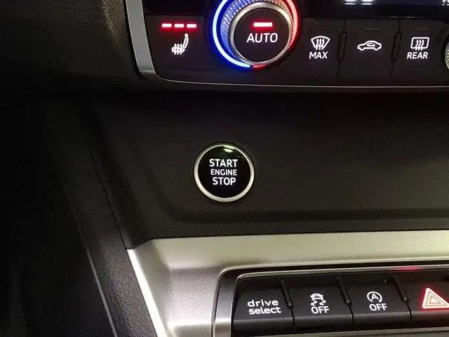 2024 Audi Q3 Premium 45 TFSI S line quattro Tiptronic