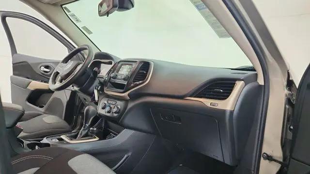 2017 Jeep Cherokee Sport 4x4