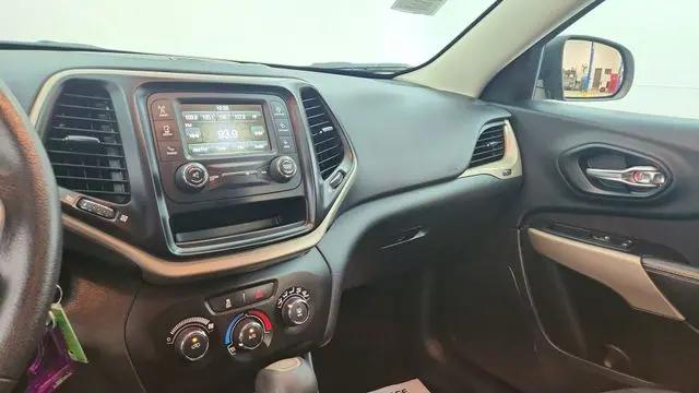 2017 Jeep Cherokee Sport 4x4