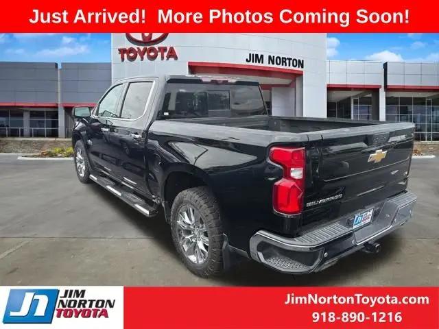 2021 Chevrolet Silverado 1500 4WD Crew Cab Short Bed LTZ