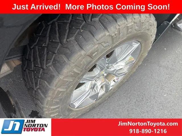 2021 Chevrolet Silverado 1500 4WD Crew Cab Short Bed LTZ