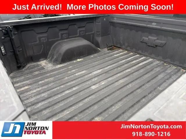 2021 Chevrolet Silverado 1500 4WD Crew Cab Short Bed LTZ