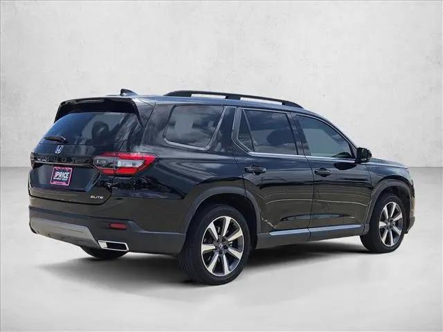 2023 Honda Pilot AWD Elite