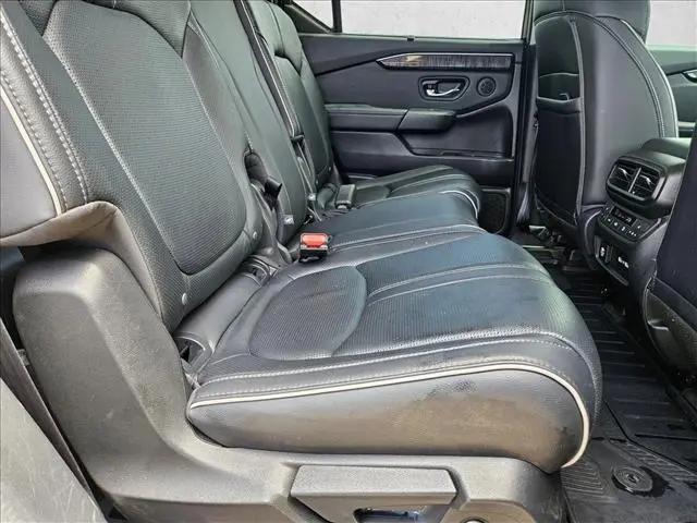 2023 Honda Pilot AWD Elite