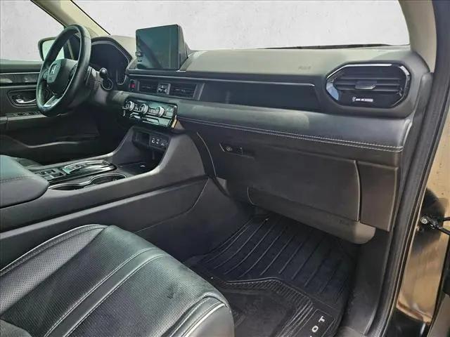 2023 Honda Pilot AWD Elite