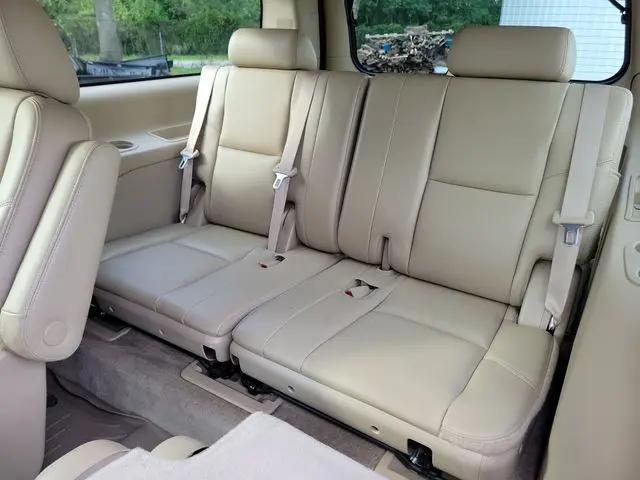 2011 Chevrolet Suburban LTZ