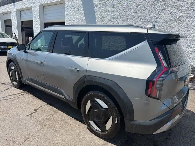 2024 Kia EV9 Wind