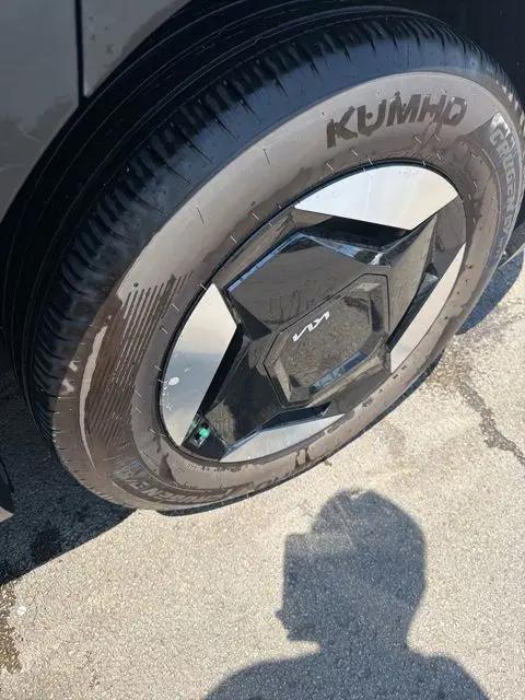 2024 Kia EV9 Wind