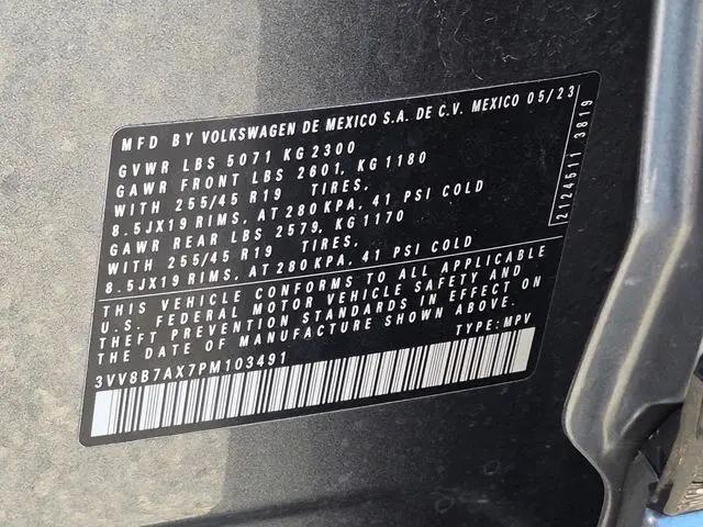 2023 Volkswagen Tiguan 2.0T SE R-Line Black