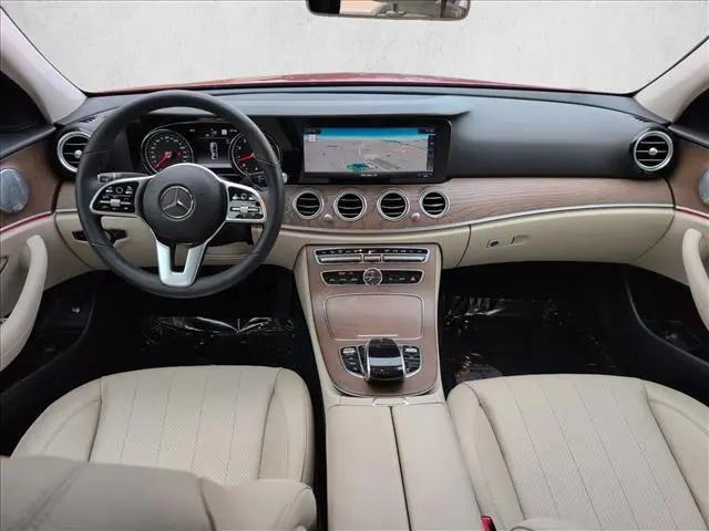 2019 Mercedes-Benz E-CLASS E 300 E 300
