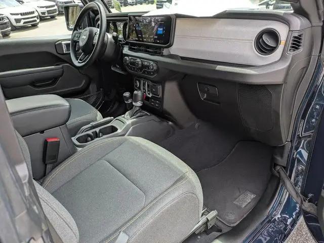 2025 Jeep Wrangler 2-Door Sport 4x4