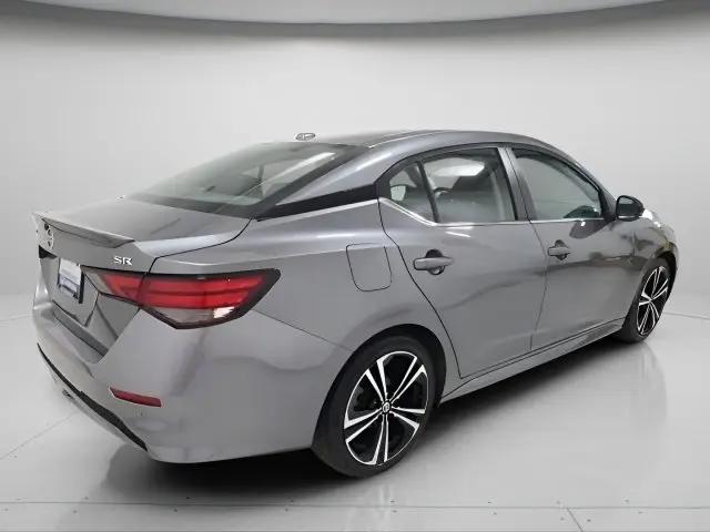 2021 Nissan Sentra SR Xtronic CVT