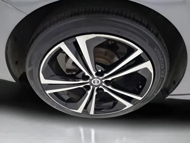 2021 Nissan Sentra SR Xtronic CVT