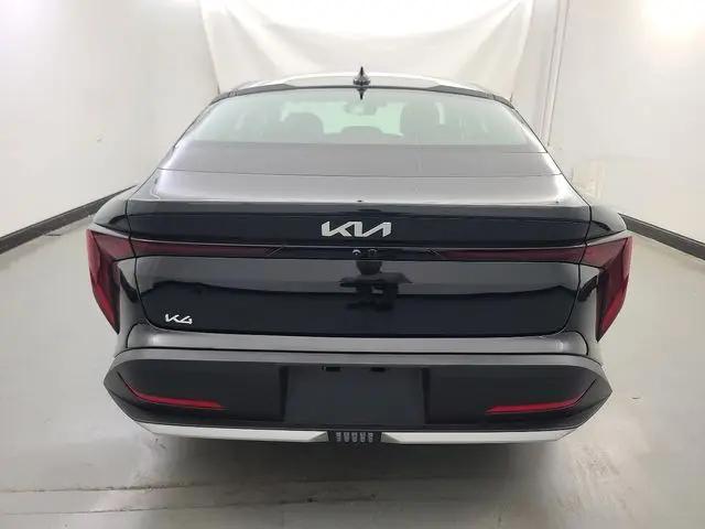 2025 Kia K4 LX
