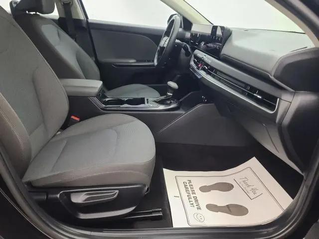 2025 Kia K4 LX