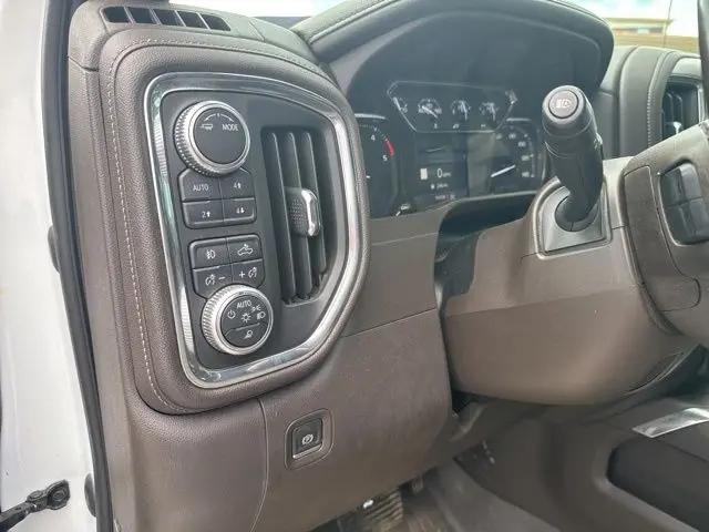 2020 GMC Sierra 2500HD 4WD Crew Cab Standard Bed SLT
