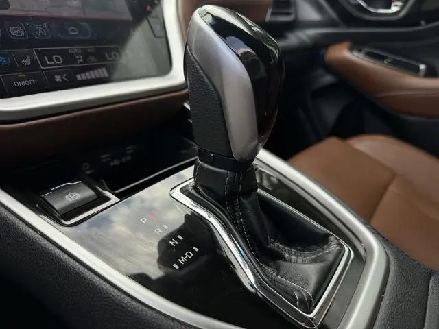 2022 Subaru Outback Touring XT