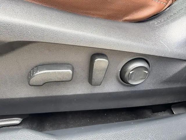 2022 Subaru Outback Touring XT