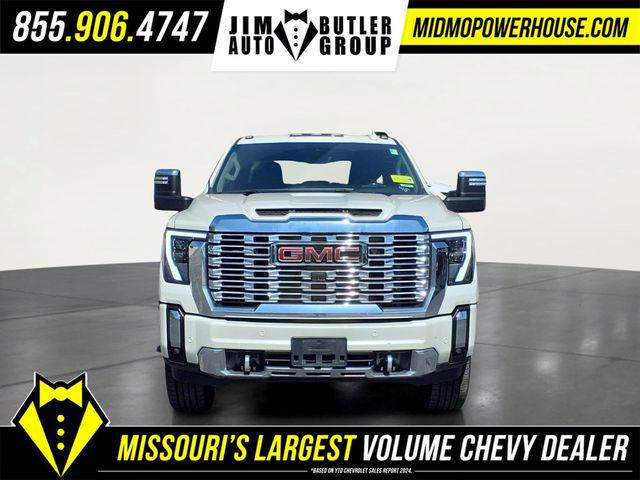 2024 GMC Sierra 2500HD 4WD Crew Cab Standard Bed Denali