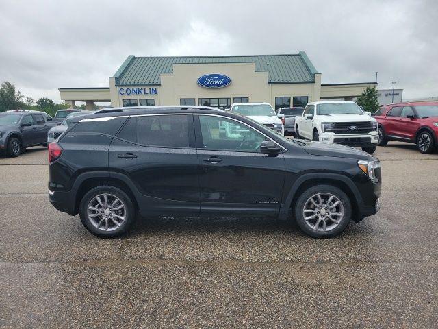 2024 GMC Terrain AWD SLT