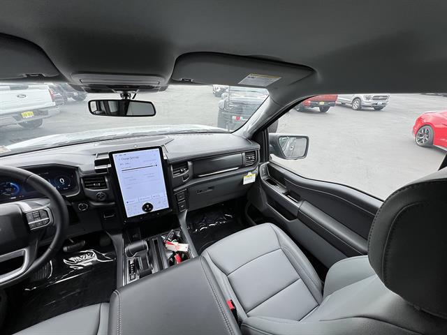 2025 Ford F-150 Flash