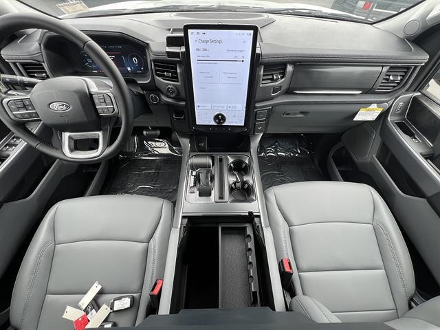 2025 Ford F-150 Flash