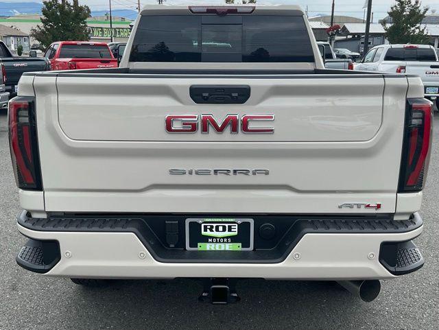 2026 GMC Sierra 2500HD Crew Cab, Standard Bed, AT4, 4WD